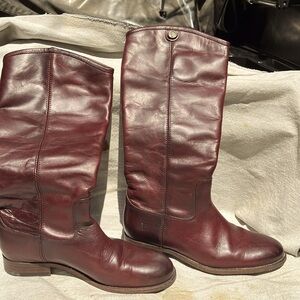 Frye women’s size 7.5 boots slightly worn